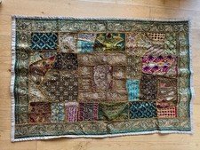 Wandteppich/Wandvorhang - indische Handarbeit - Stickerei/Perlen - 146x100 cm