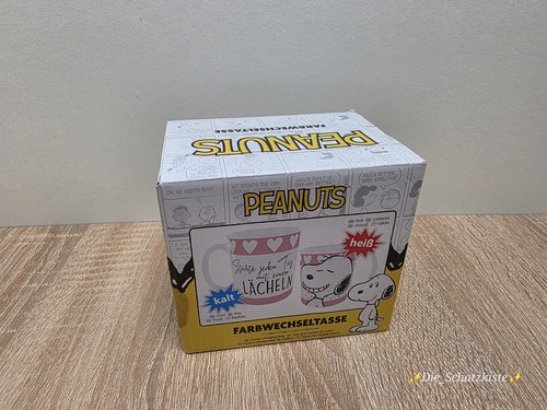 The peanuts snoopy - peanuts,
