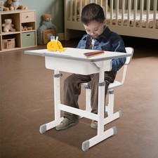 Verstellbarer Schreibtisch und