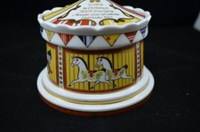 ROYAL CROWN DERBY PRINZ GEORGE TAUFE KARUSSELL SPARDOSE - VERPACKT