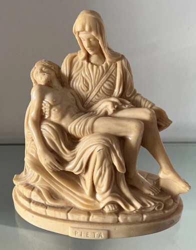 Die pieta statue skulptur - statue,