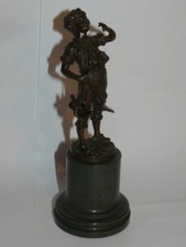 Bronze Figur Schuster Junge