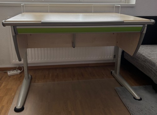 Mitwachsender schreibtisch mit - mitwachsender,