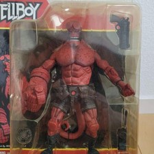 Hellboy 1/12 SCALE ACTIONFIGUR