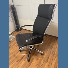 Bürostuhl Echtleder Drehstuhl Chefsessel Design Chrom + leise Komfort gebraucht 