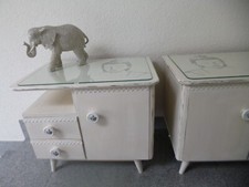 2 süße Nachtschränkchen Massivholz im Shabby Look