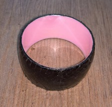 Armreif breit Schlange Kunststoff Leder Rosa Schwarz Durchmesser 7,4 cm