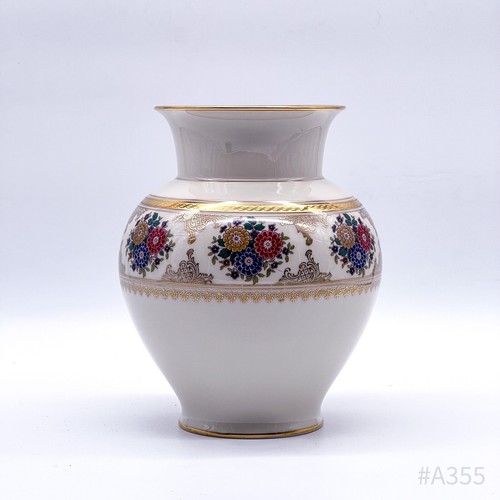 Thomas ivory vase - ivory, 1074/3