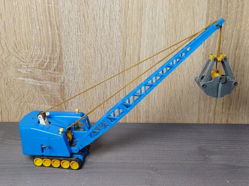 Siku plastik v213 menck - siku,