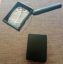 alte Lupe Klappleseglas 3fach vergrößerung 8dpt, Standlupe  West Germany in Etui