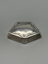 Antike fünfeckige Tabatiere /