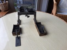 Bekohlungsanlage H0 Eigenbau: Kohlentrichter mit Kran,2 Kohlenbansen, Wasserkran