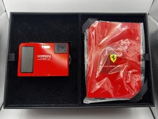 Neuwertig Olympus FERRARI