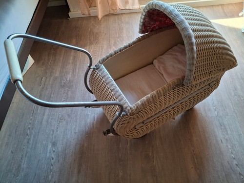 Kinderwagen alt antik - kinderwagen,