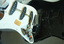 57 FENDER  Stratocaster  80´s AVRI - loadet PG - real  Vintage