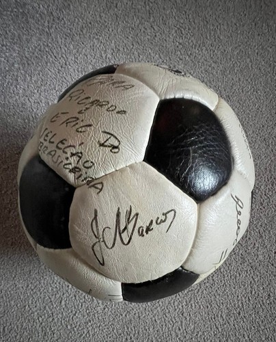 Lederfussball mit original