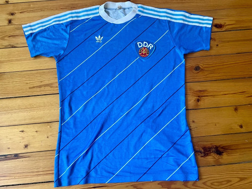 Adidas 80s retro ddr football - retro,