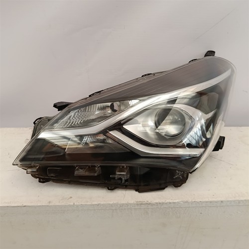 Toyota yaris iii facelift - toyota, 3