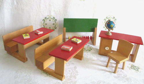 Puppenhaus puppenschule siso - puppenschule,