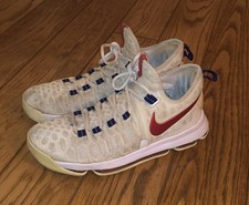 Nike Zoom KD 9 Basketballschuh Kevin Durant Gr. 44 US 10 UK 9 weiß rot blau Kult