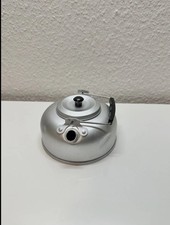 Teekessel mit Teesieb