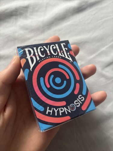 Bicycle playing cards hypnosis - playing,