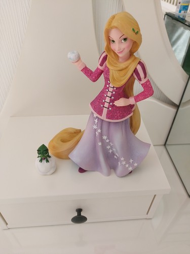 Rapunzel mit pascal disney - rapunzel,