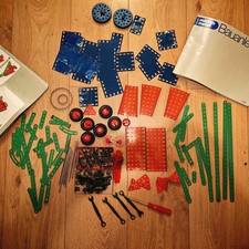 Märklin Metall-Baukasten  2x