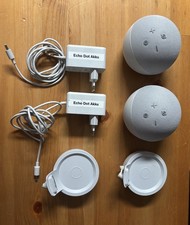 2x Amazon Echo Dot 5. Gen + Akku Dockingstation + Netzteile – Weiß – Alexa