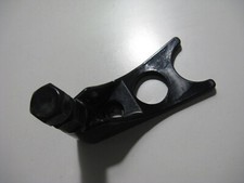 Trittbrett-Halter hinten links Träger Harley-Davidson FXSTI Softail Standard 88