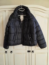 Neue Jacke der Marke QS