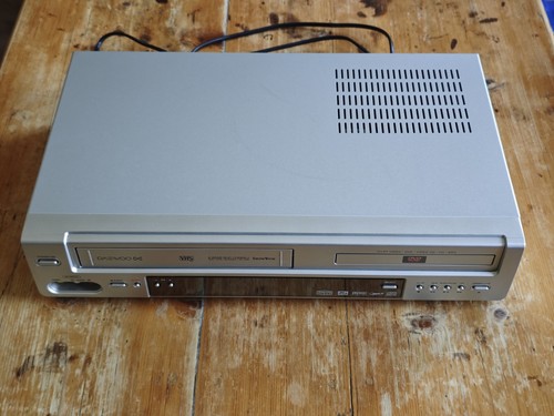 Daewoo 7840 vhs dvd kombi - daewoo,