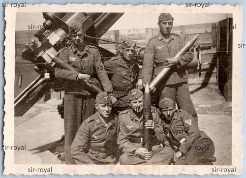 Luftwaffe soldaten mit flak - soldaten,