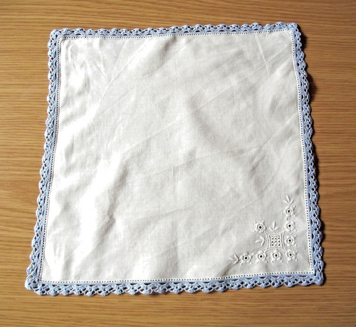 Taschentuch mit hellblauer