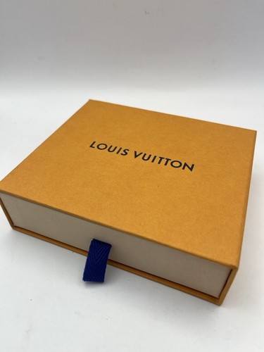 Louis vuitton geschenkbox mit - louis,