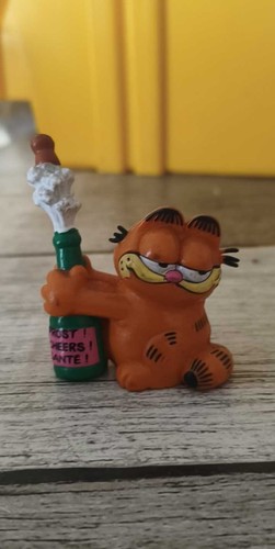 United feature bully garfield - bully,