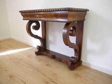 Biedermeier Konsole Anrichte Mahagoni Schellack poliert um 1820 wohnfertig