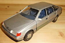 Schabak 1500 Modellauto 1/25 Ford Scorpio Ghia Silber Metallic Blaues Interieur