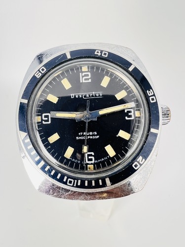 Vintage diver des - diver, “des
