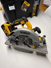 Akku Handkreissäge von DEWALT