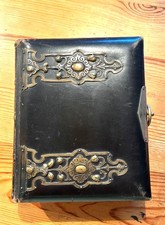 Antikes Fotoalbum CdV Visitformat Fotos Fotografie Leder mit Metallverschluß