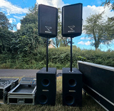 Komplett PA Set von Syrincs mit Licht in Copco Cases fuer Live Events