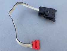 T4 Stellmotor 357907511C für