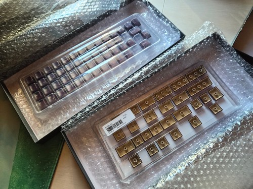 Pbtfans pyga cherry keycaps - pbtfans,