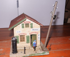 2] LGB / Pola - Spur G / 877 Gartenbahn Bahnwärter (Außenanlage mit Fehlteile)