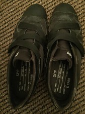 Herren Sneaker SPF Sportschuhe 43 fertig porös abgelatscht stark getragen!