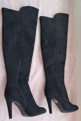 Paar schwarze stiefel - paar,
