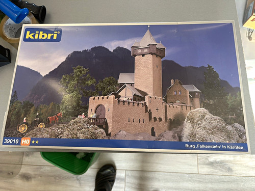 Kibri burg falkenstein in - kibri,