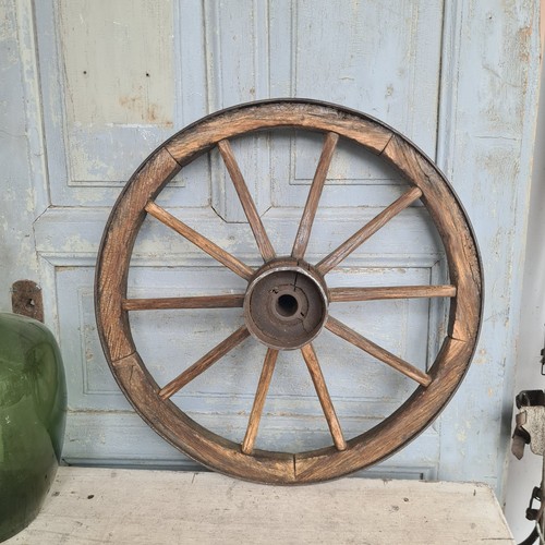 C9499 massives altes wagenrad - c9499, massives,