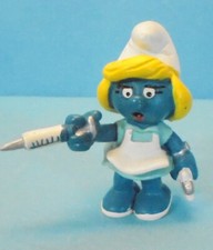 20139 KRANKENSCHWESTER Schlumpfine : Kleid matt türkis Schleich Englandpunkt